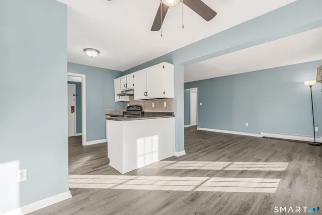 $169,900 | 131 Woodland Drive, Unit 131, Cromwell, CT 06416