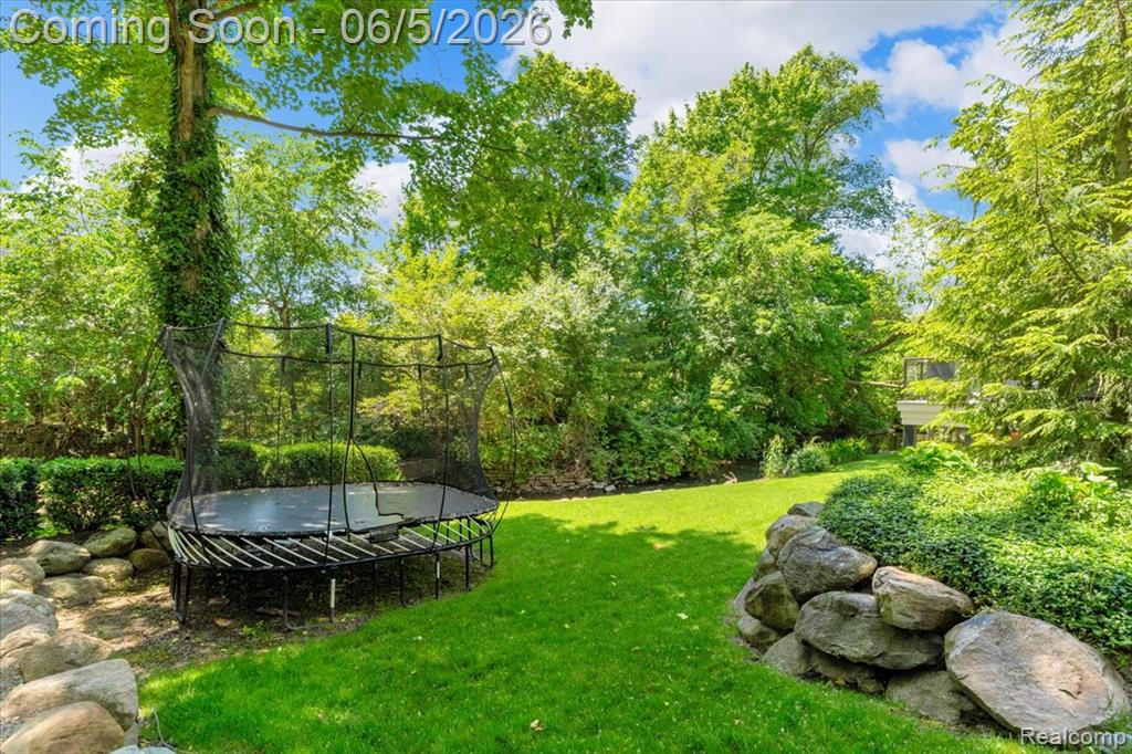 195 Baldwin Road Birmingham, MI 48009 - Photo 64 of 76