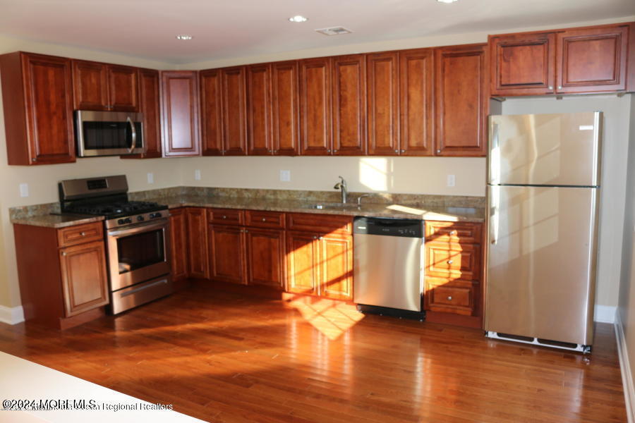 256 Mantoloking Road, Unit 3A Brick, NJ 08723 - Photo 3 of 11 20200810183506867369000000-o