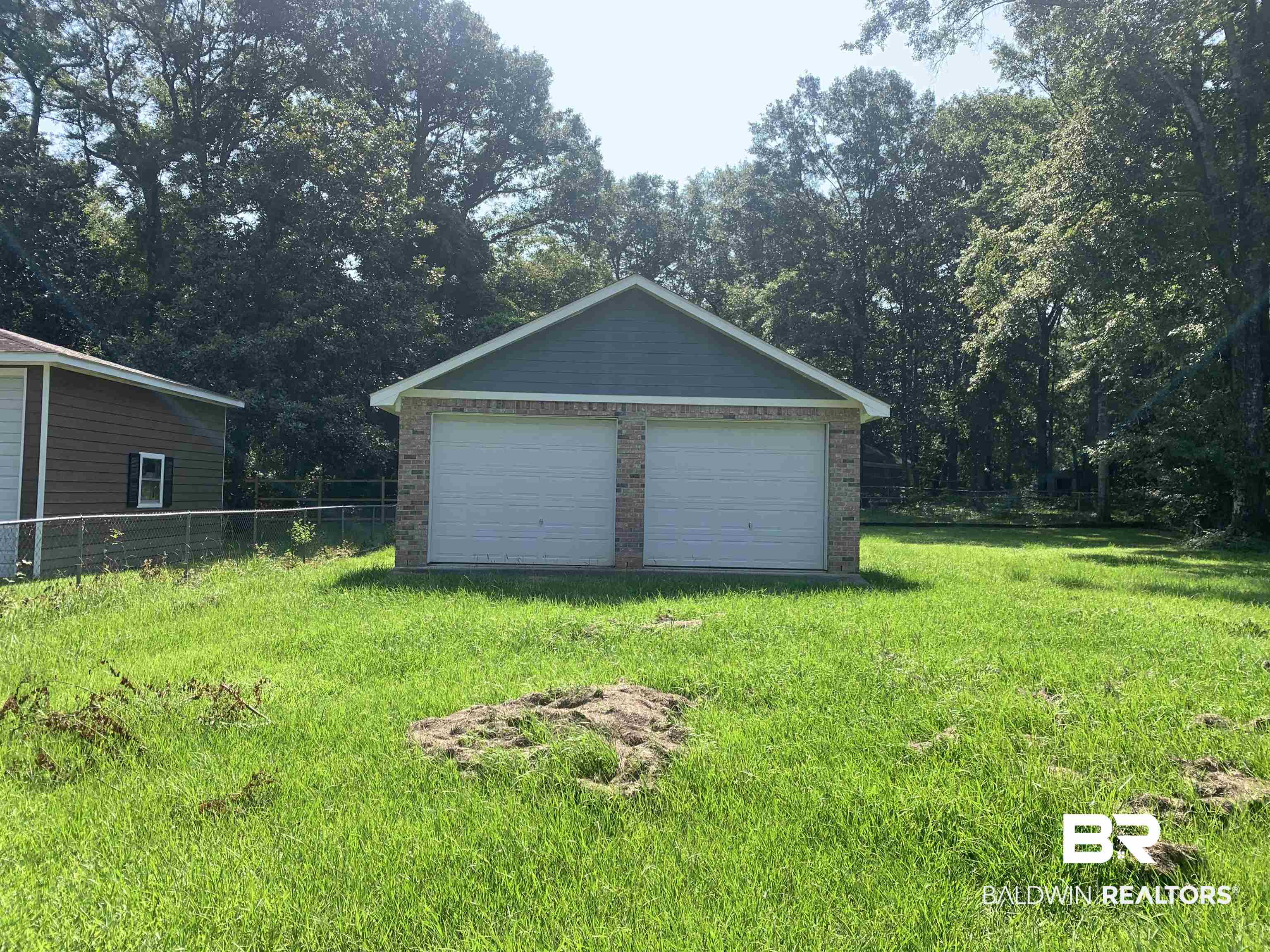 1612 Erdman Lane Mobile, AL 36618 - Photo 2 of 14 Gallery Image 2