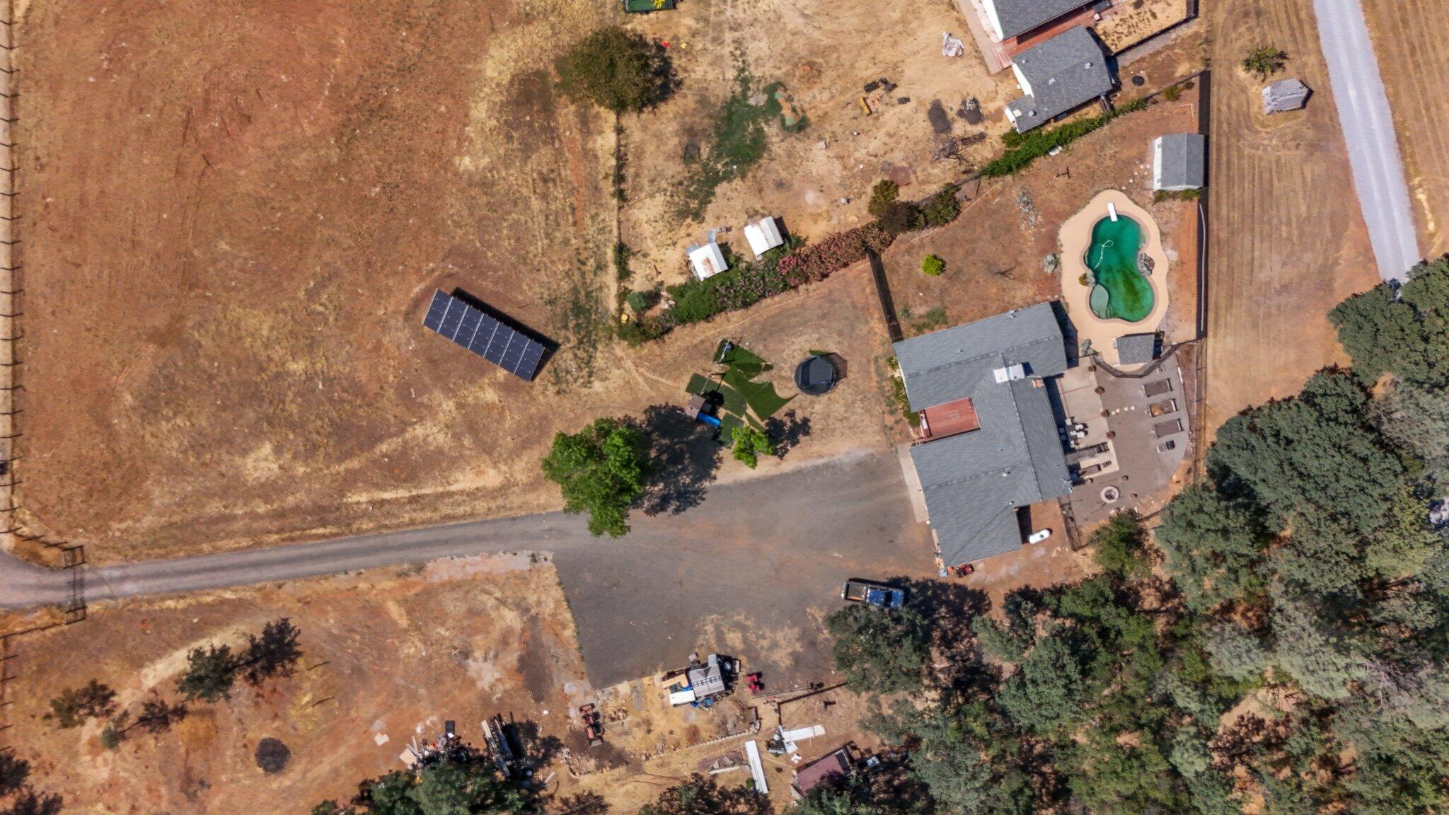 13709 Bear Mountain Road Redding, CA 96003 - Photo 35 of 36 31-web-or-mls-DJI_20250624154805_0003_D
