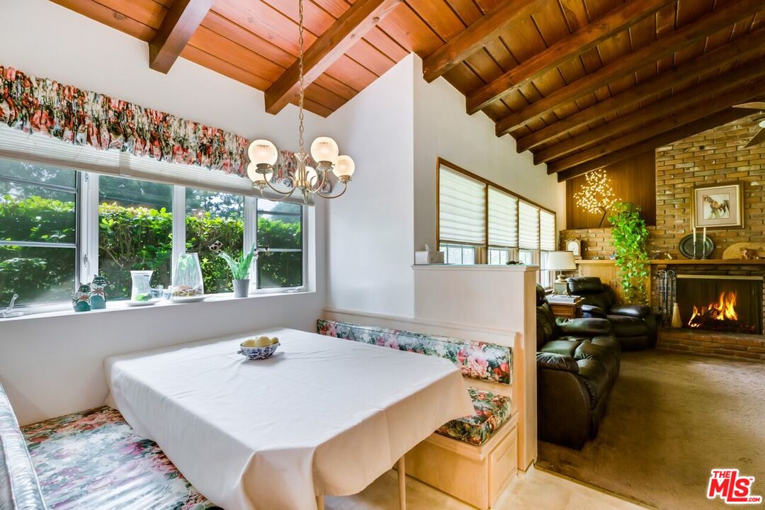 1653 Kinneloa Mesa Road Pasadena, CA 91107 - Photo 14 of 54