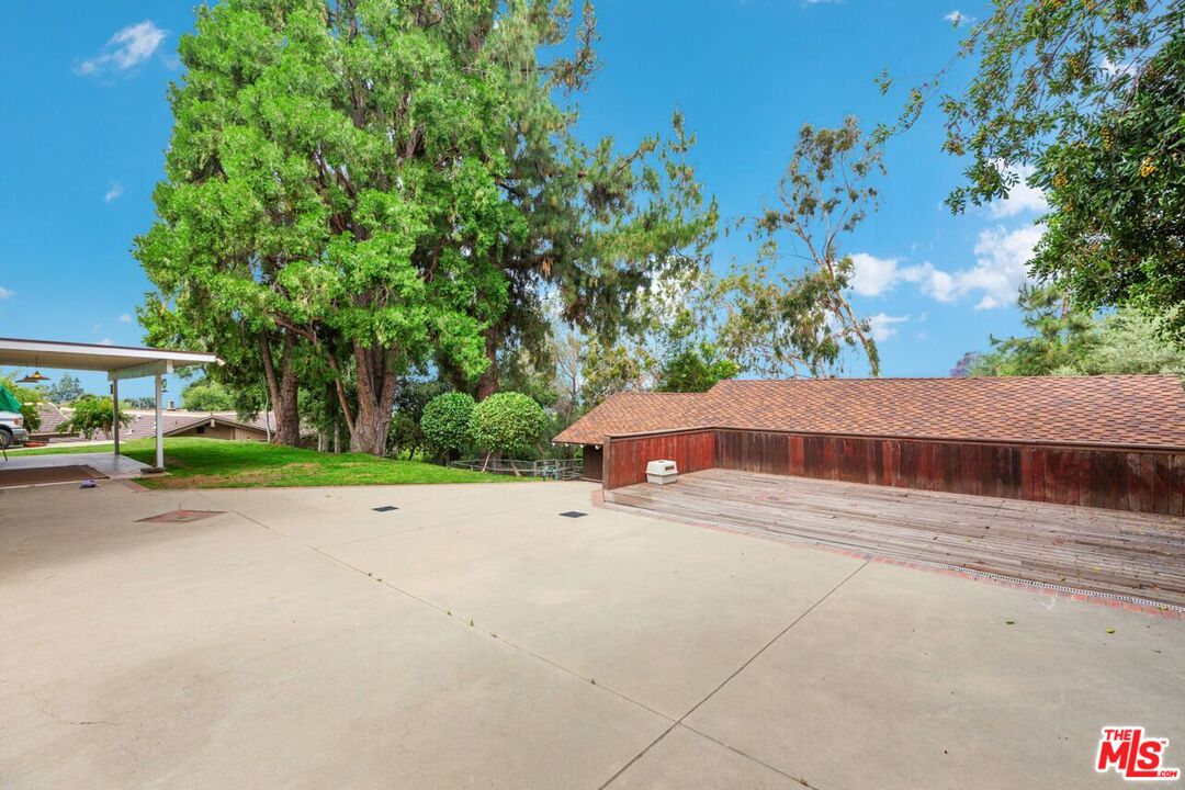 1653 Kinneloa Mesa Road Pasadena, CA 91107 - Photo 28 of 54