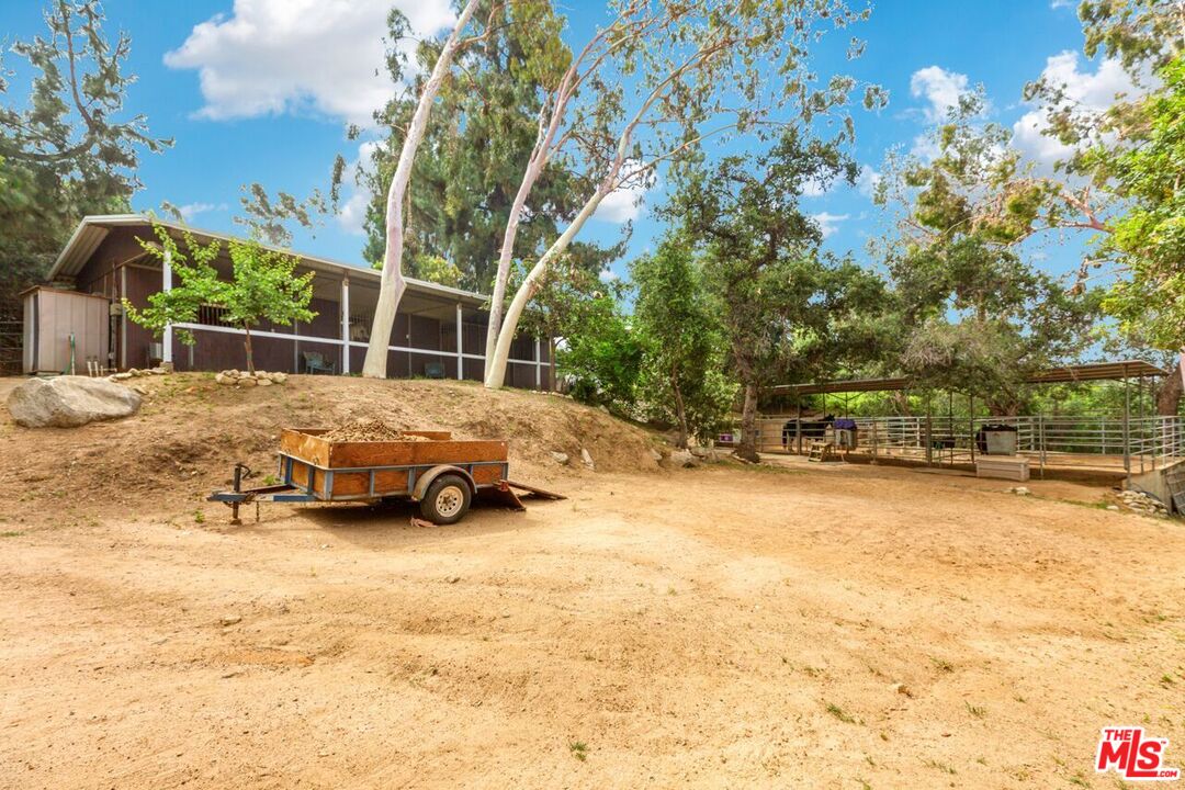 1653 Kinneloa Mesa Road Pasadena, CA 91107 - Photo 41 of 54