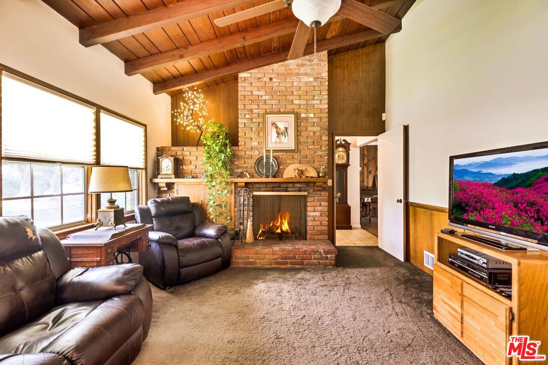 1653 Kinneloa Mesa Road Pasadena, CA 91107 - Photo 7 of 54