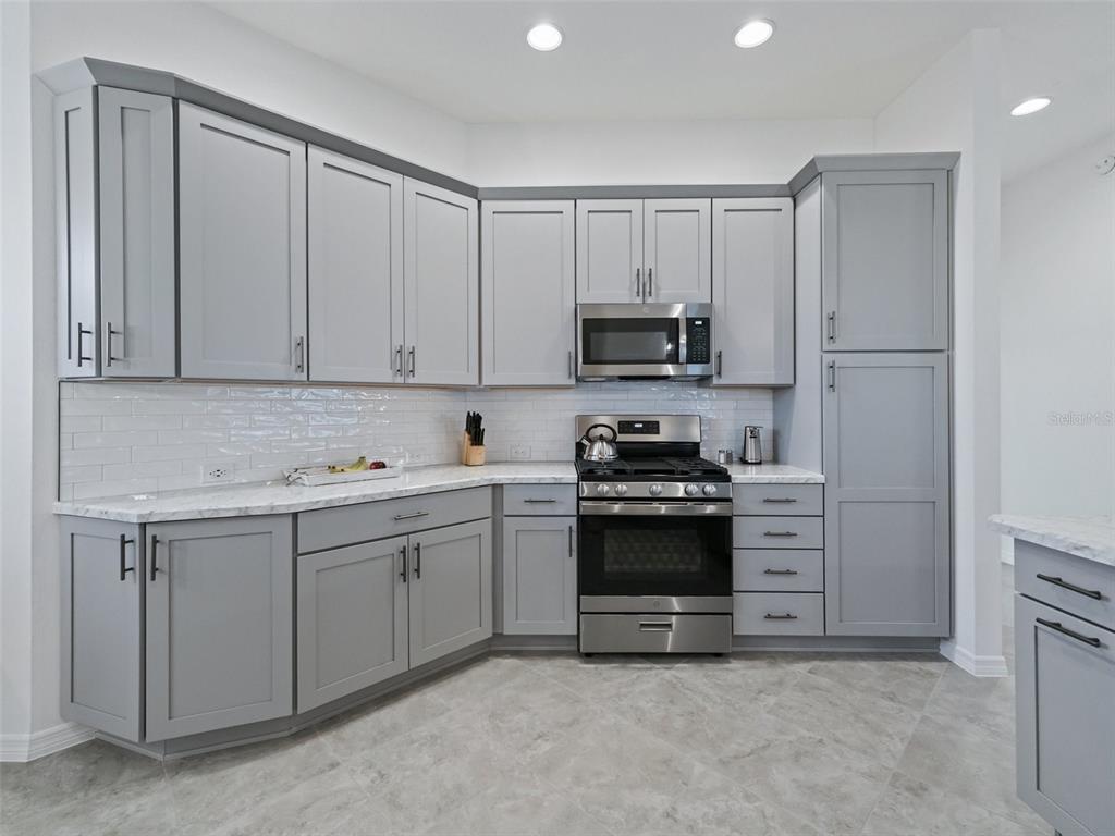 2657 Navy Hl Circle The Villages, FL 32163 - Photo 7 of 29