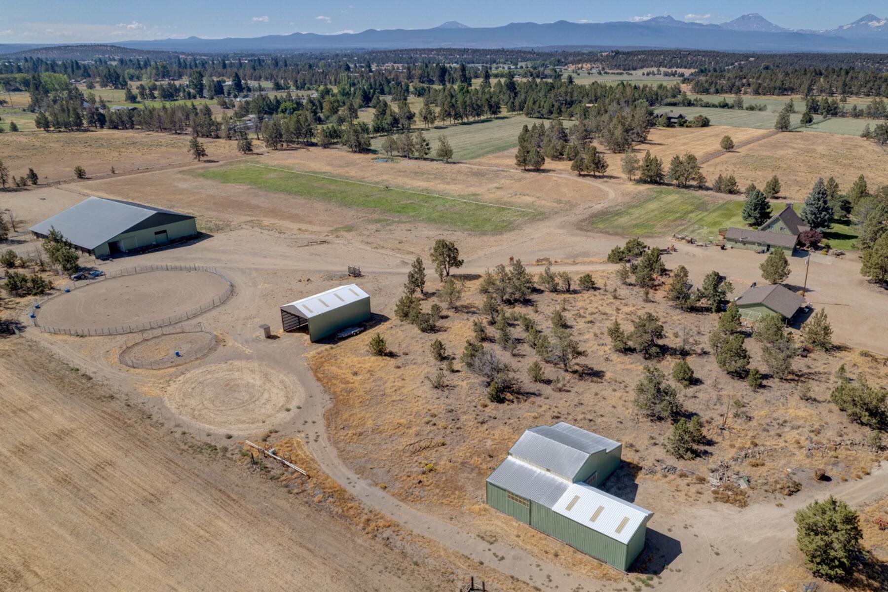 19925 J W Brown Road Bend, OR 97703 - Photo 4 of 43 batch_03 DJI_0106_07_08_09_10pro-Edit