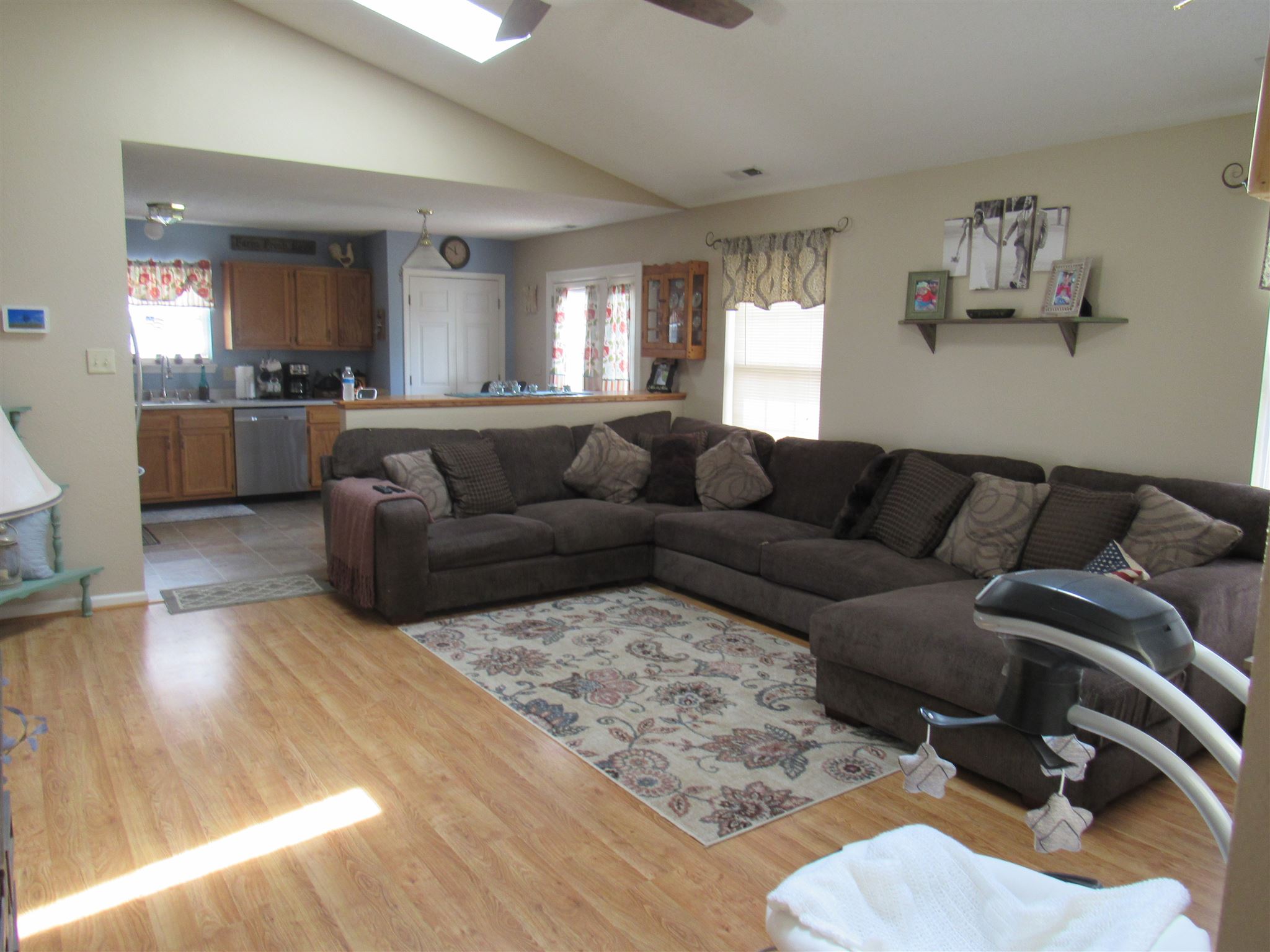 802 Springwater Road Kokomo, IN 46902 - Photo 2 of 23