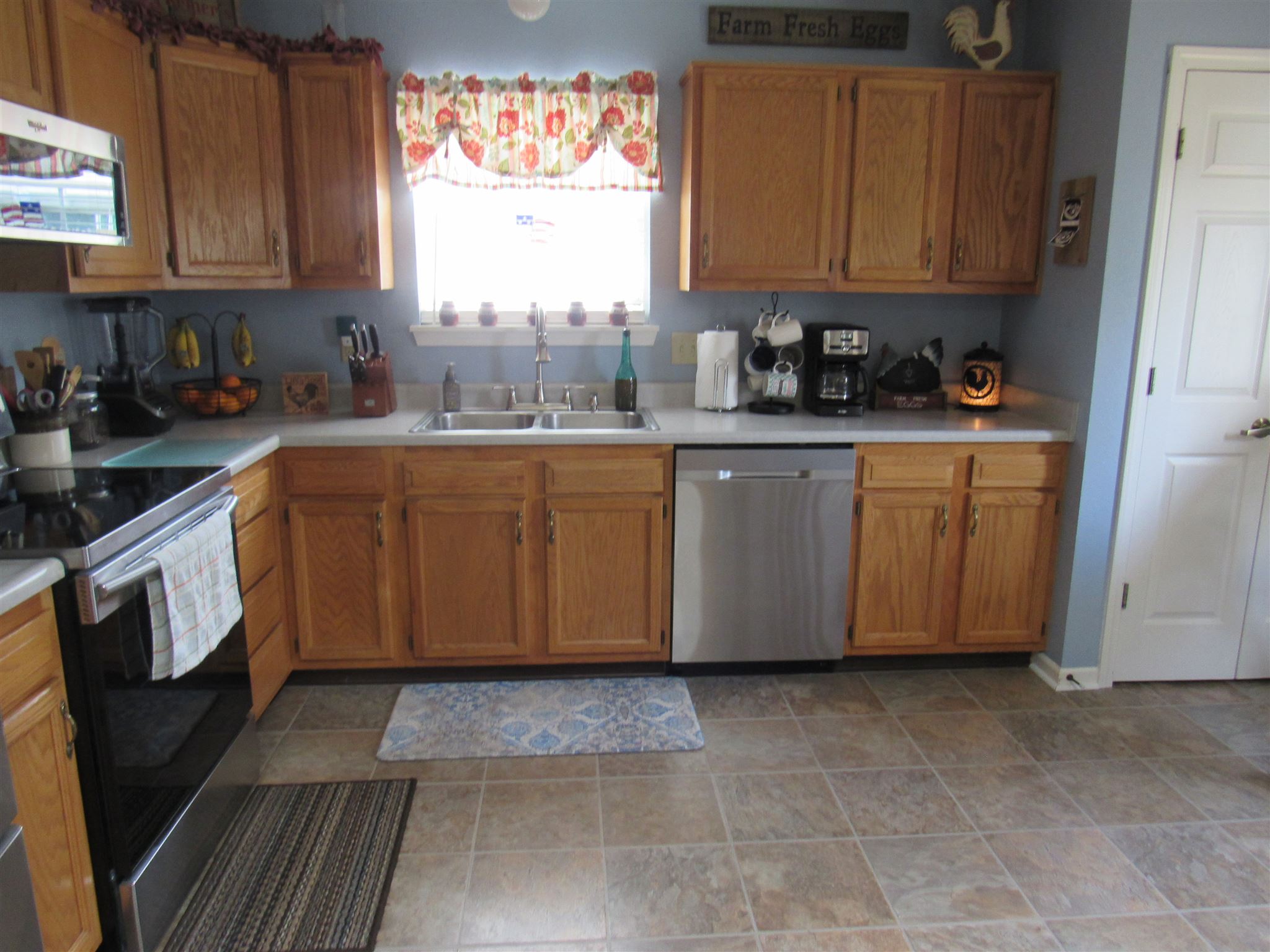 802 Springwater Road Kokomo, IN 46902 - Photo 4 of 23