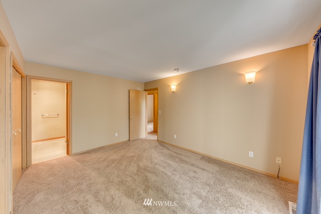 2210 Grade Road, Unit 5 Lake Stevens, WA 98258 - Photo 24 of 29 Gallery Image 24