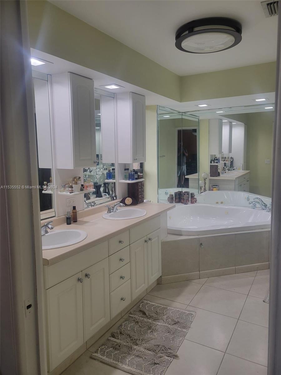 2009 St Andrews Road, Unit 125 Hollywood, FL 33021 - Photo 21 of 26 Gallery Image 21