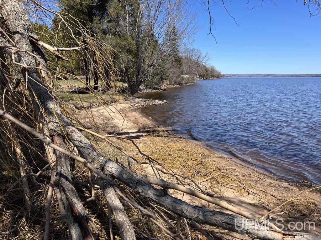 43370 Lindala Road Chassell, MI 49916 - Photo 8 of 38 Gallery Image 8