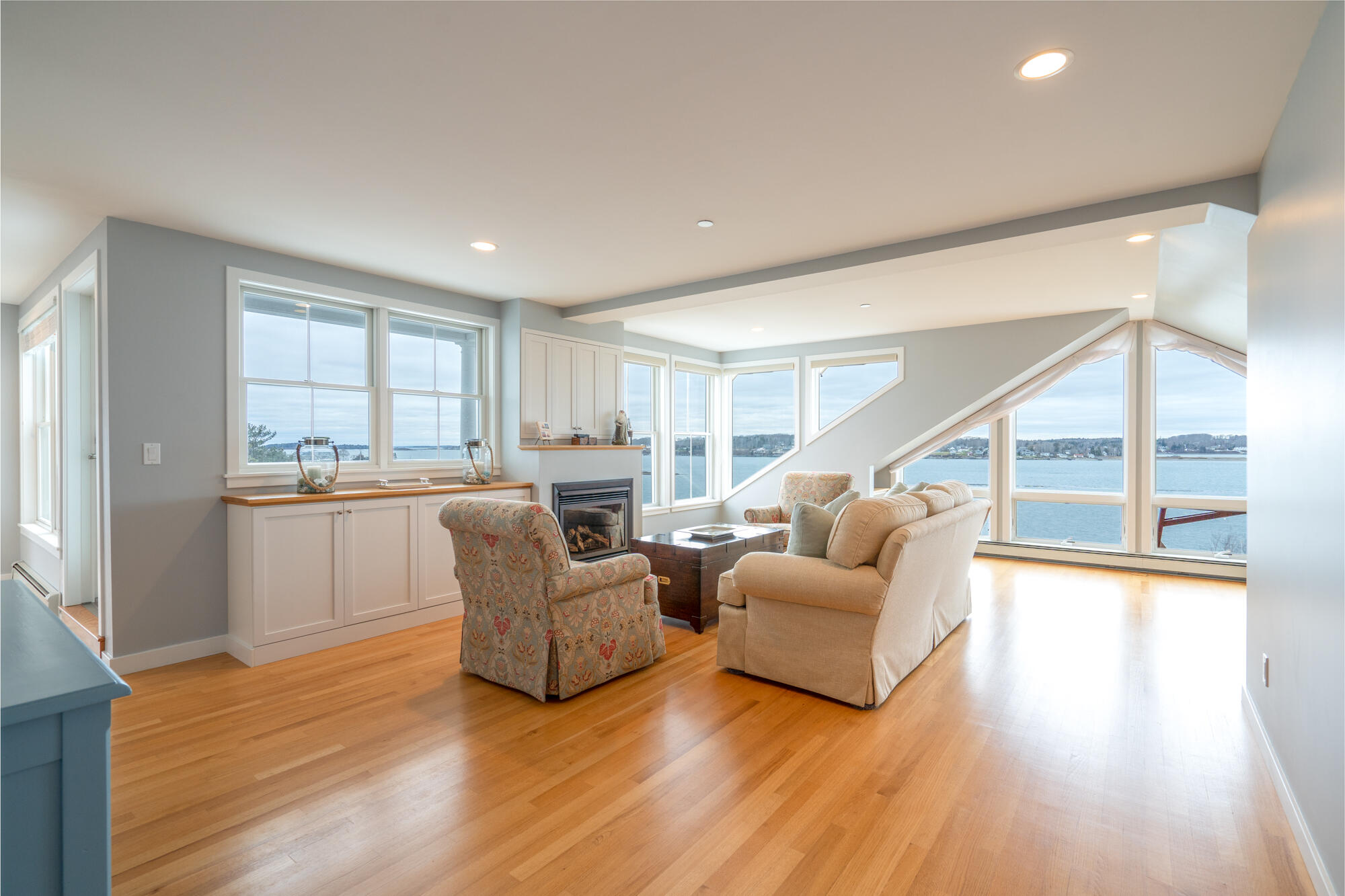 6 Merritt House Road, Unit PH1 Orrs Island, ME 04066 - Photo 5 of 26 SAL00868-Edit