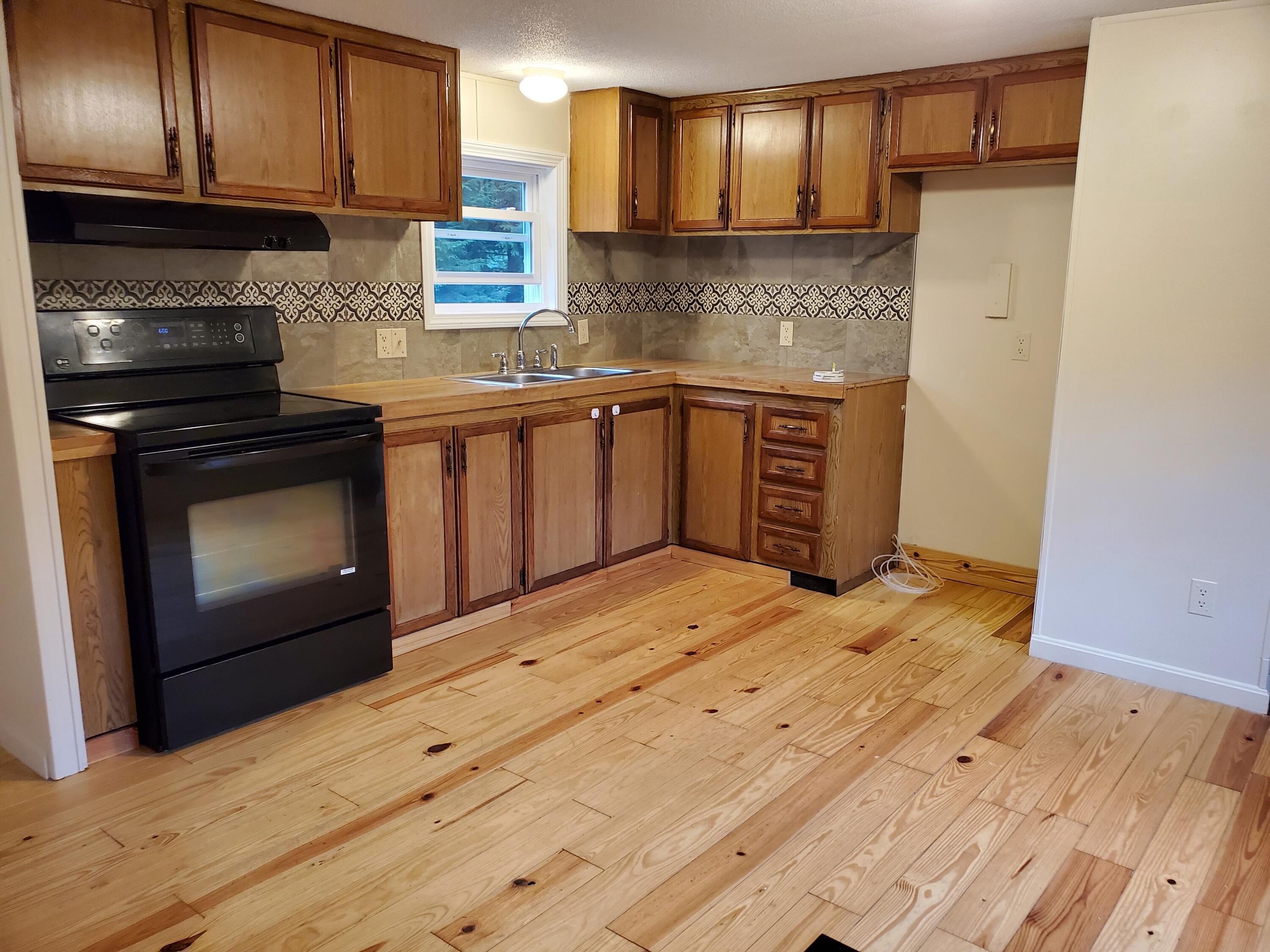 202 Keay Road Sabattus, ME 04280 - Photo 6 of 16 20210917_180042