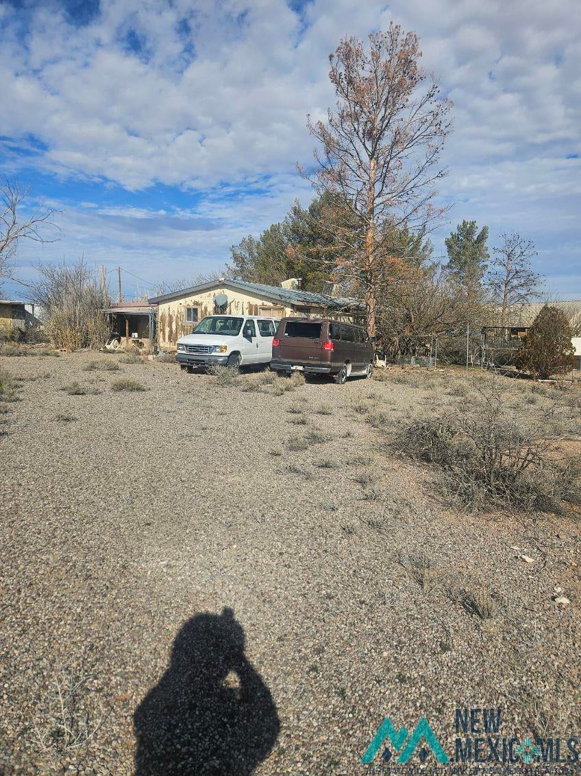 49 Cattle Rest Road Lordsburg, NM 88045 - Photo 1 of 6 View of front of house