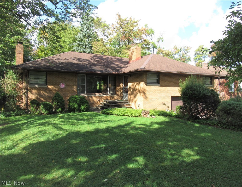7792 York Road Cleveland, OH 44130 - Photo 1 of 21 Gallery Image 1