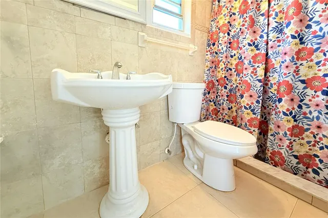 $239,900 | 5307 Forest Hills Drive, Holiday, FL 34690