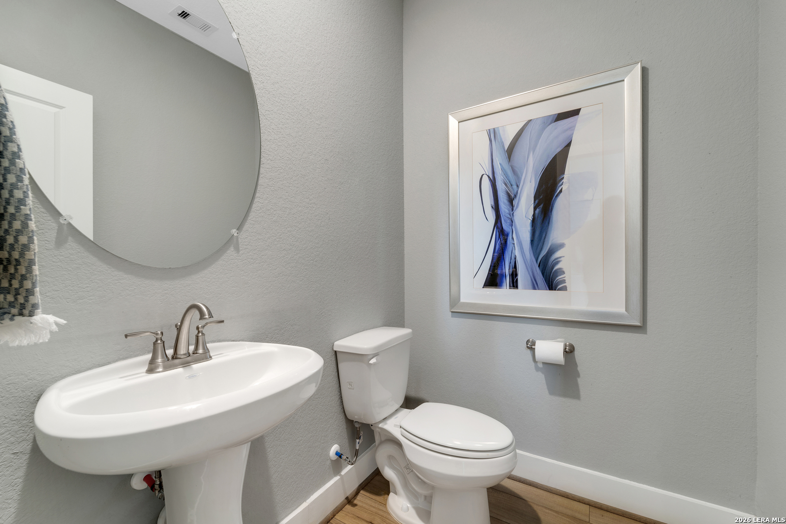 420 Ivy Road Seguin, TX 78155 - Photo 3 of 8