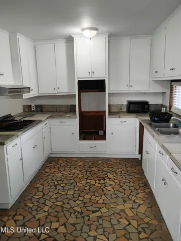 $49,000 | 1152 Oakhurst Avenue, Clarksdale, MS 38614