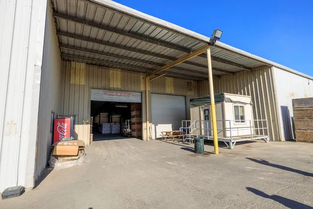 $5,600,000 | 15490 Atwater Jordan Road, Livingston, CA 95334