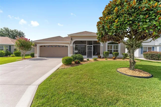 $465,000 | 1960 Durham Lane, The Villages, FL 32162