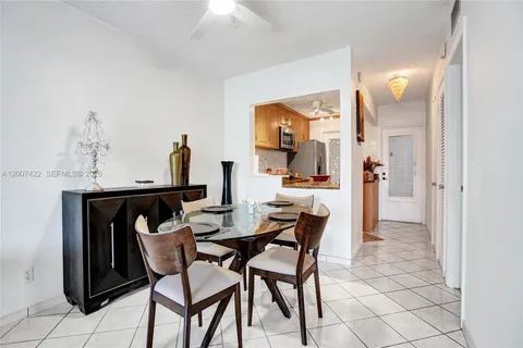 $229,900 | 455 Paradise Isle Boulevard, Unit 104, Hallandale Beach, FL 33009