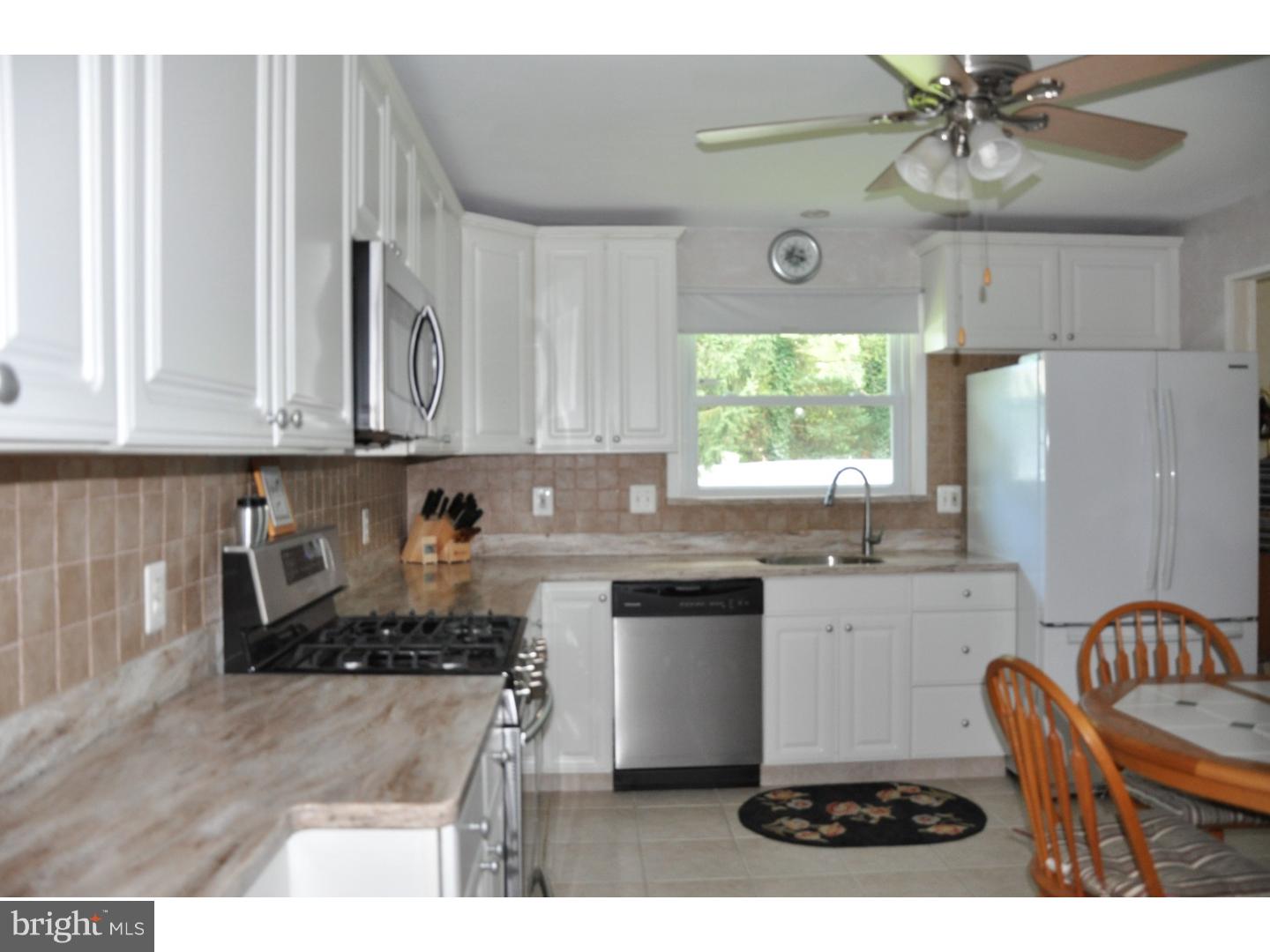 2613 Riverton Road Cinnaminson, NJ 08077 - Photo 6 of 25 Gallery Image 6
