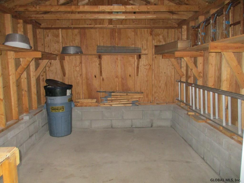 2023 Balltown Road Niskayuna, NY 12309 - Photo 39 of 45 Photo 38