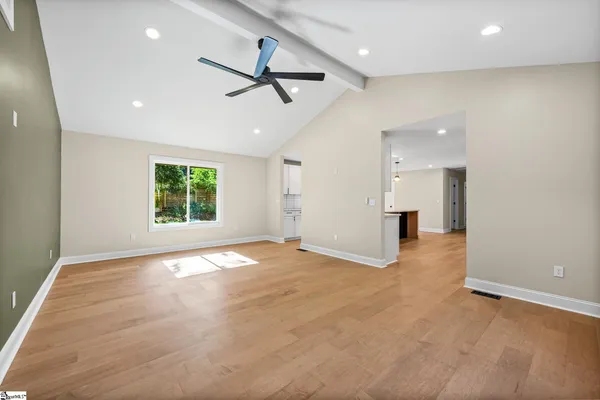 $349,999 | 105 Canebrake Lane, Simpsonville, SC 29681