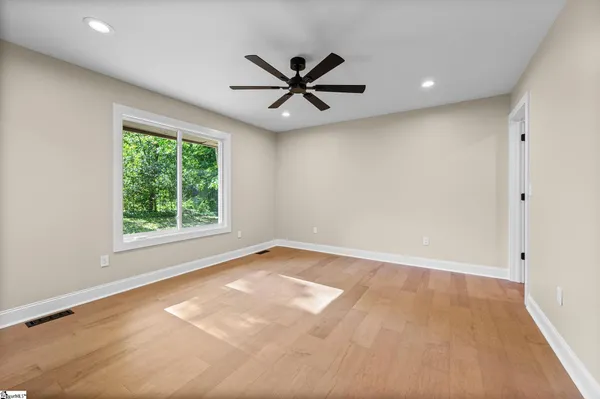 $349,999 | 105 Canebrake Lane, Simpsonville, SC 29681