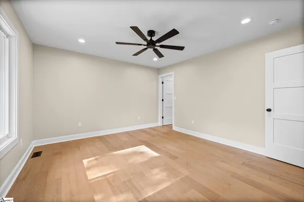 $349,999 | 105 Canebrake Lane, Simpsonville, SC 29681