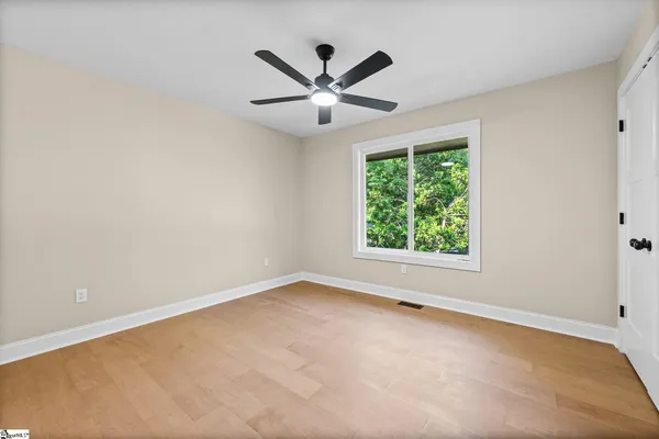 $349,999 | 105 Canebrake Lane, Simpsonville, SC 29681