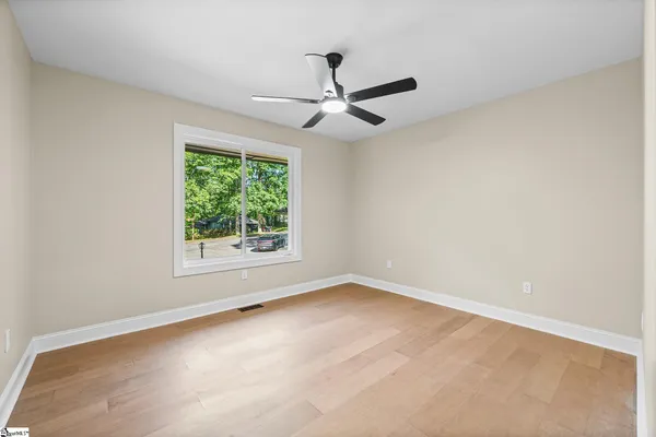 $349,999 | 105 Canebrake Lane, Simpsonville, SC 29681