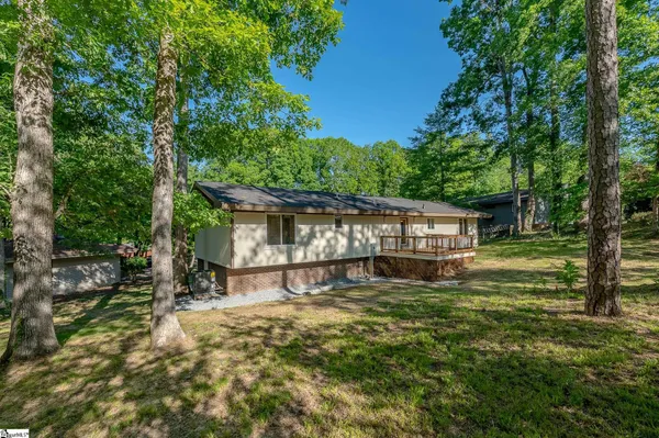$349,999 | 105 Canebrake Lane, Simpsonville, SC 29681