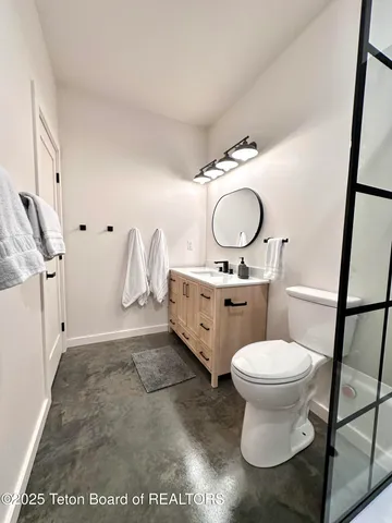 $1,100,000 | 115 Spike Loop, Etna, WY 83118