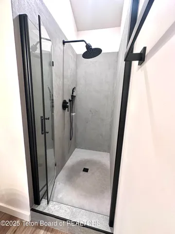 $1,100,000 | 115 Spike Loop, Etna, WY 83118