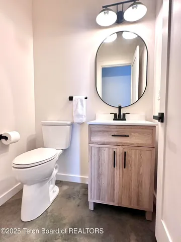 $1,100,000 | 115 Spike Loop, Etna, WY 83118