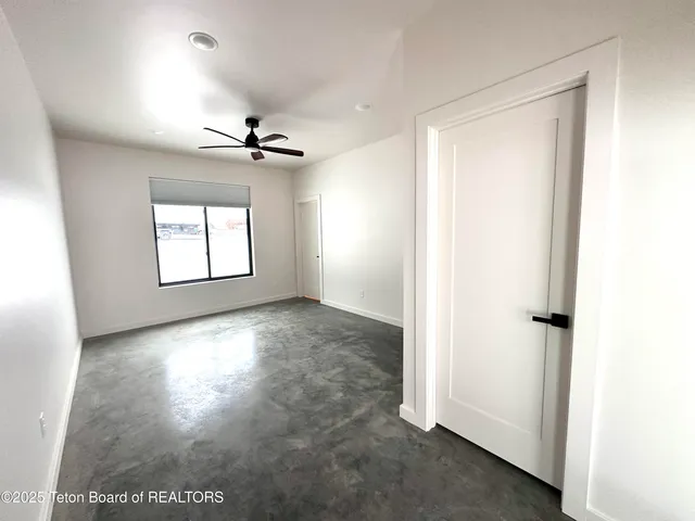 $1,100,000 | 115 Spike Loop, Etna, WY 83118