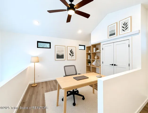 $1,100,000 | 115 Spike Loop, Etna, WY 83118