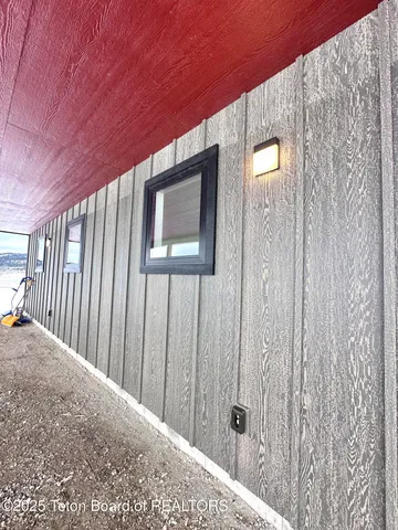 $1,100,000 | 115 Spike Loop, Etna, WY 83118