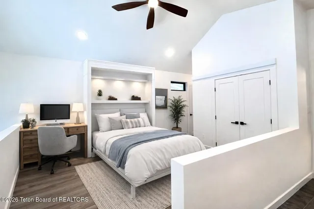 $1,100,000 | 115 Spike Loop, Etna, WY 83118