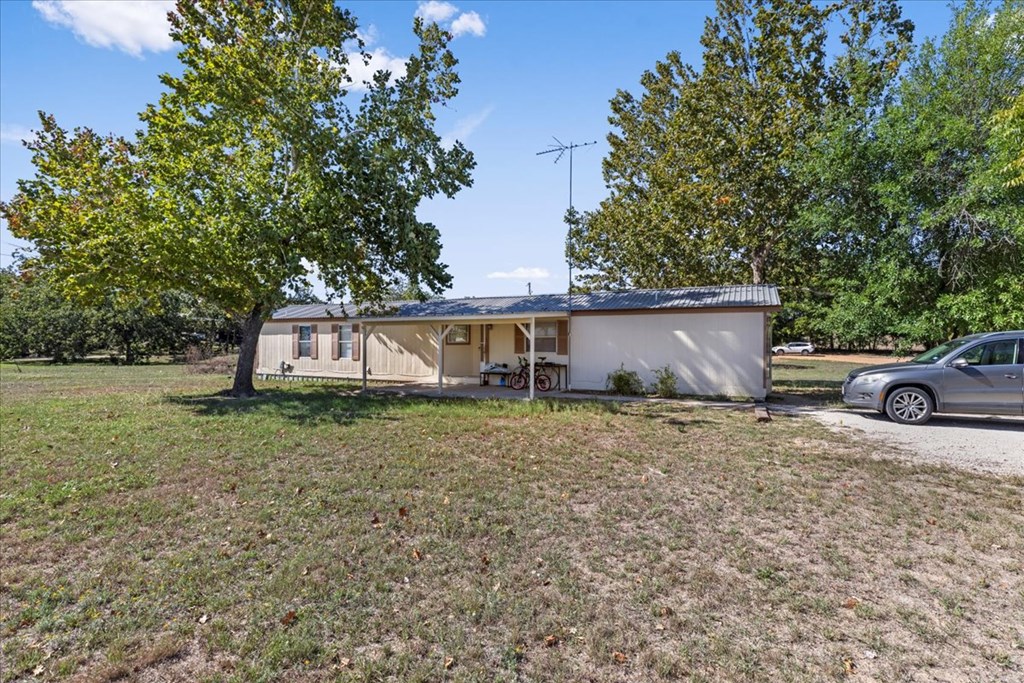1411 Democrat, Unit BC Blanco, TX 78606 - Photo 3 of 41 Unit B