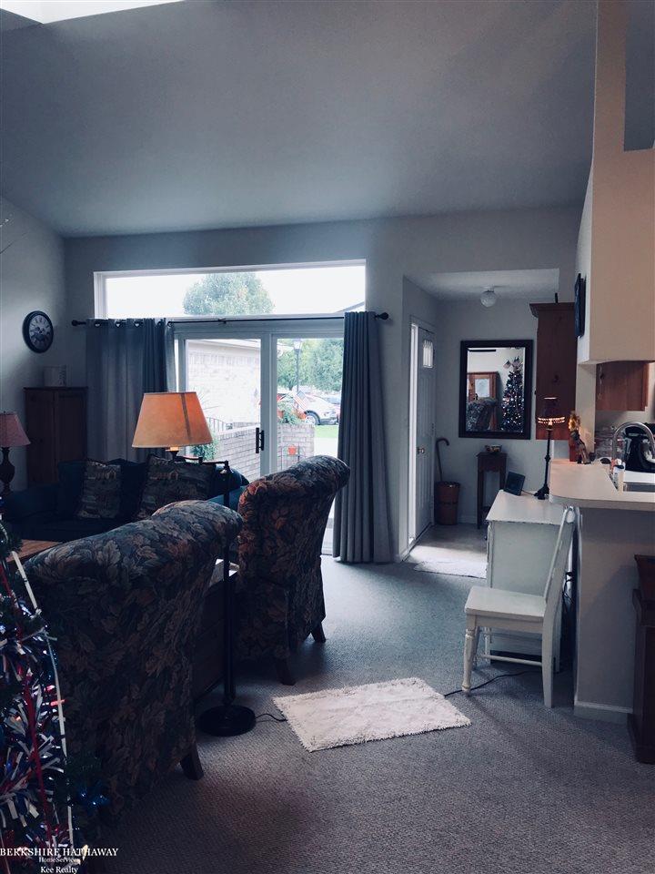 50117 Raleigh Court Macomb, MI 48044 - Photo 9 of 20 31394572-8.JPG