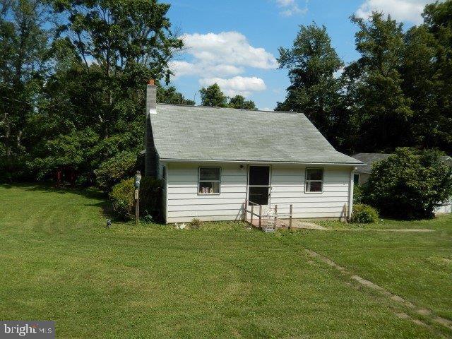 2242 Newport Road Newport, PA 17074 - Photo 1 of 12 Gallery Image 1