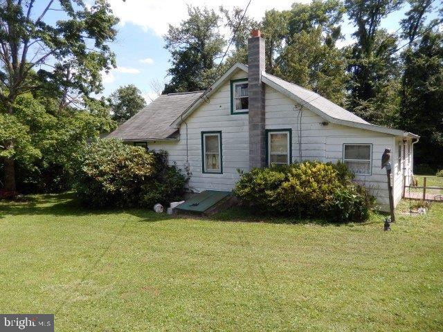 2242 Newport Road Newport, PA 17074 - Photo 4 of 12 Gallery Image 4