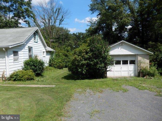 2242 Newport Road Newport, PA 17074 - Photo 7 of 12 Gallery Image 7