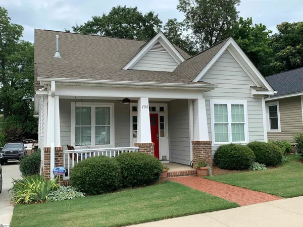 $3,600 | 108 Arlington Avenue, Greenville, SC 29601