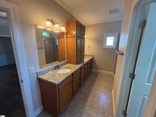 $3,600 | 108 Arlington Avenue, Greenville, SC 29601