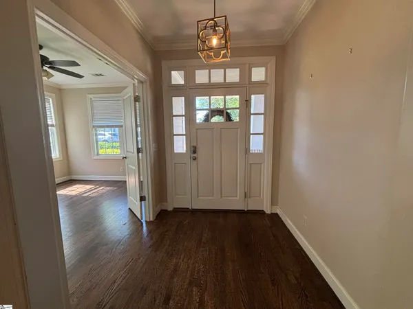 $3,600 | 108 Arlington Avenue, Greenville, SC 29601