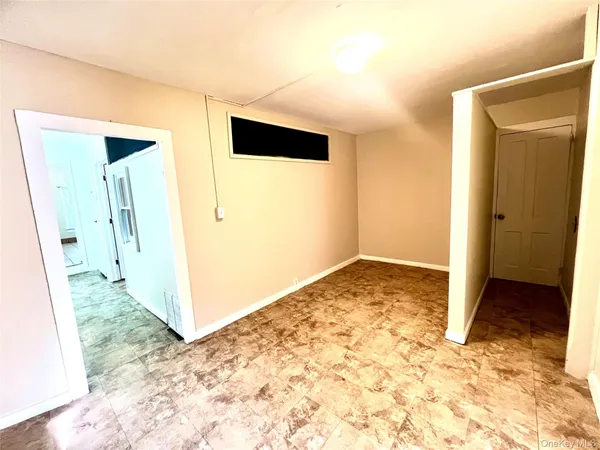 $1,800 | 30 Knapp Avenue, Middletown, NY 10940